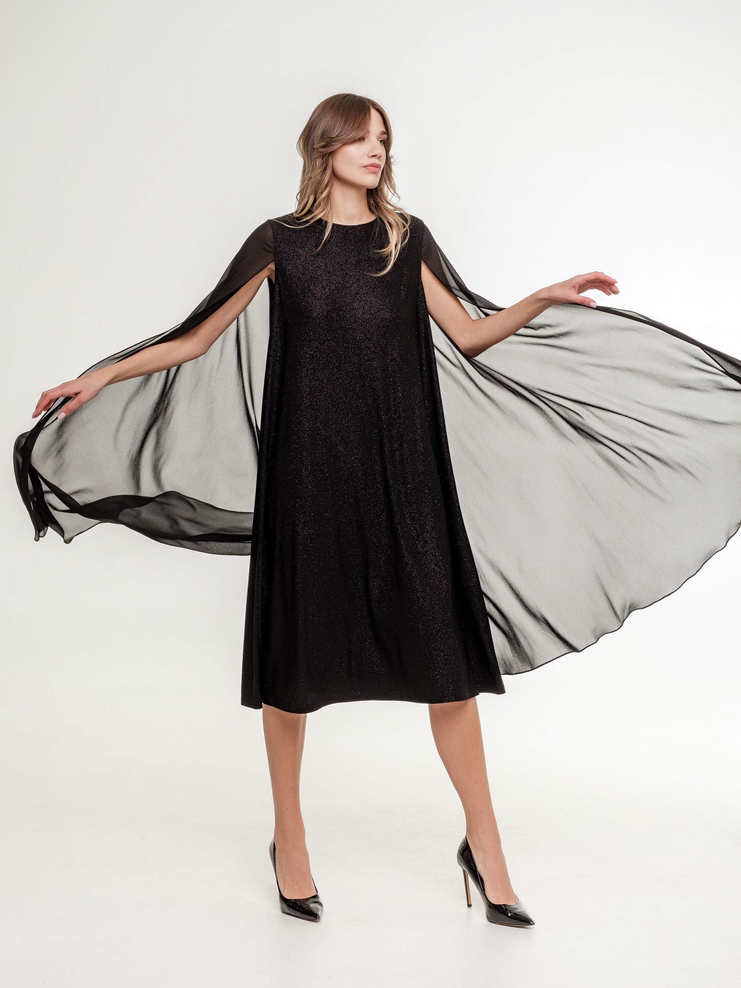 Cape dress outlet midi