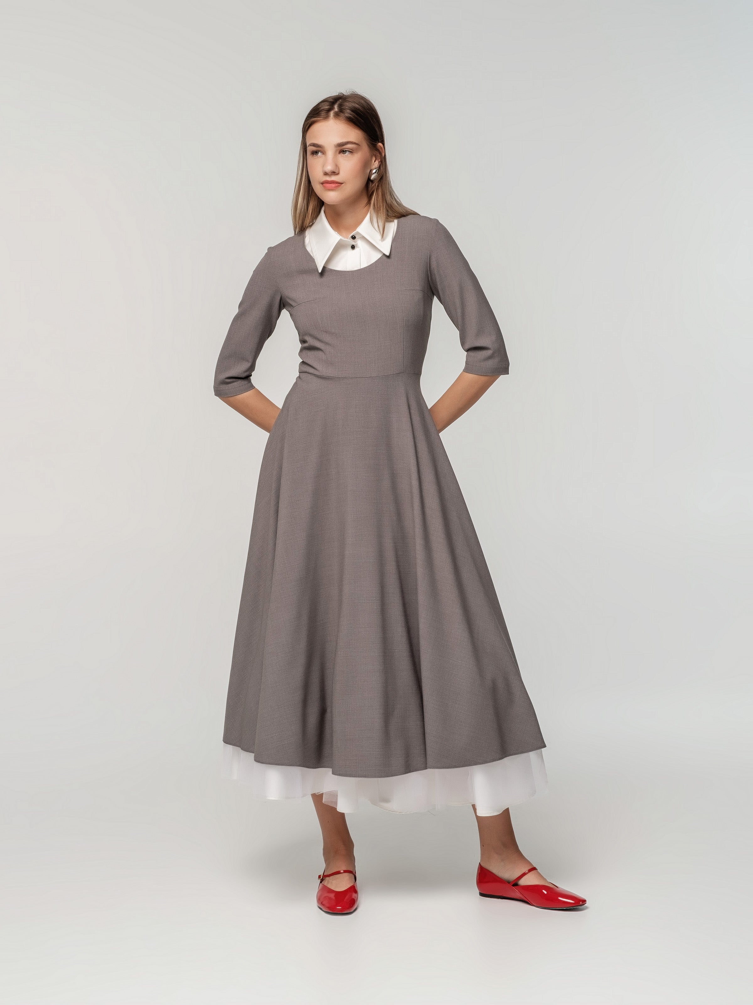 Classic midi dress with 3 4 sleeves